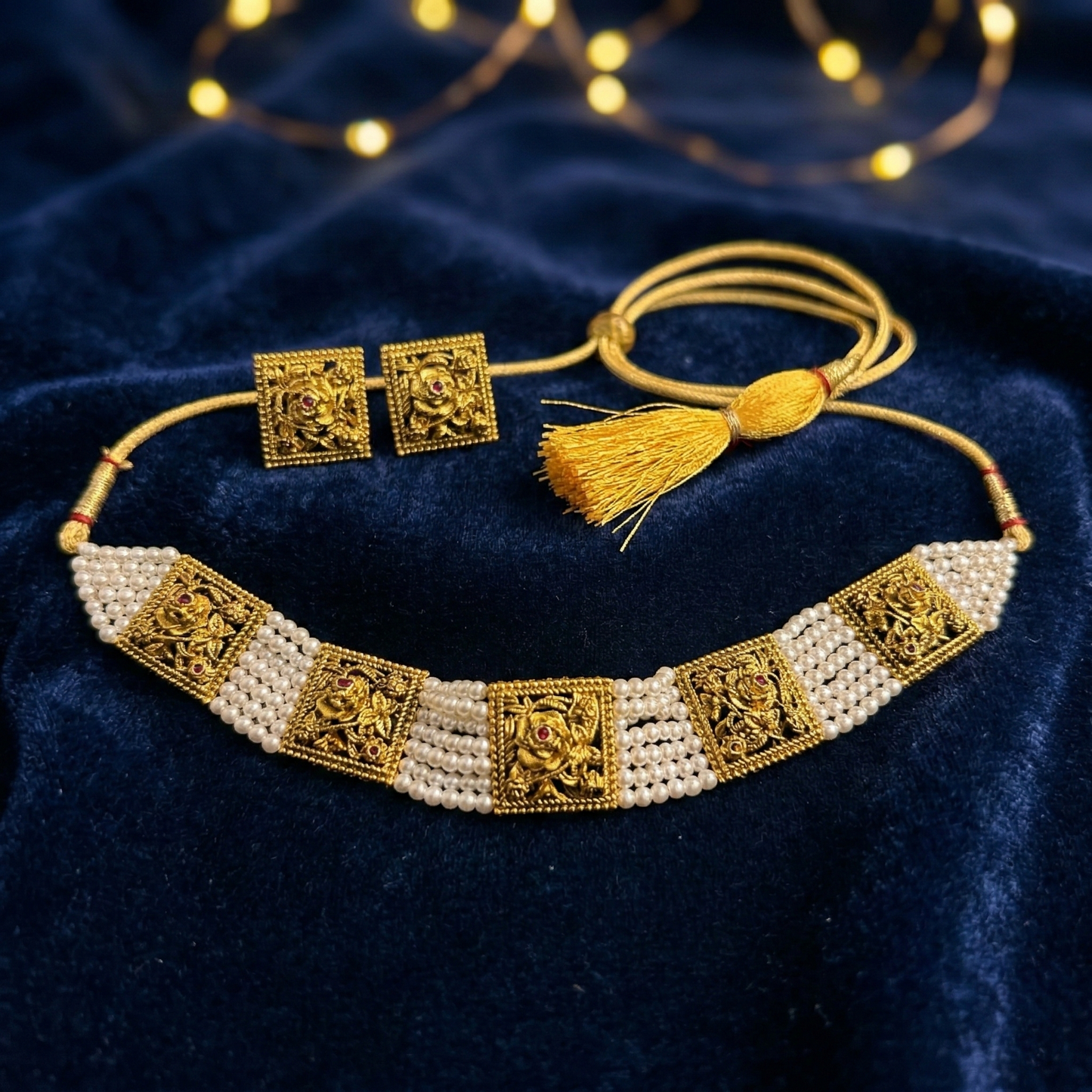 Traditional silver choker