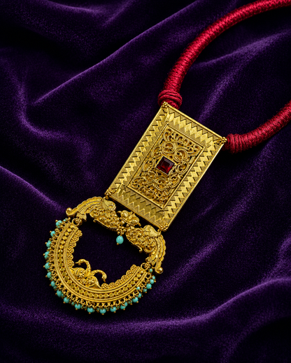 Jora Mayur Pendant with Pearls